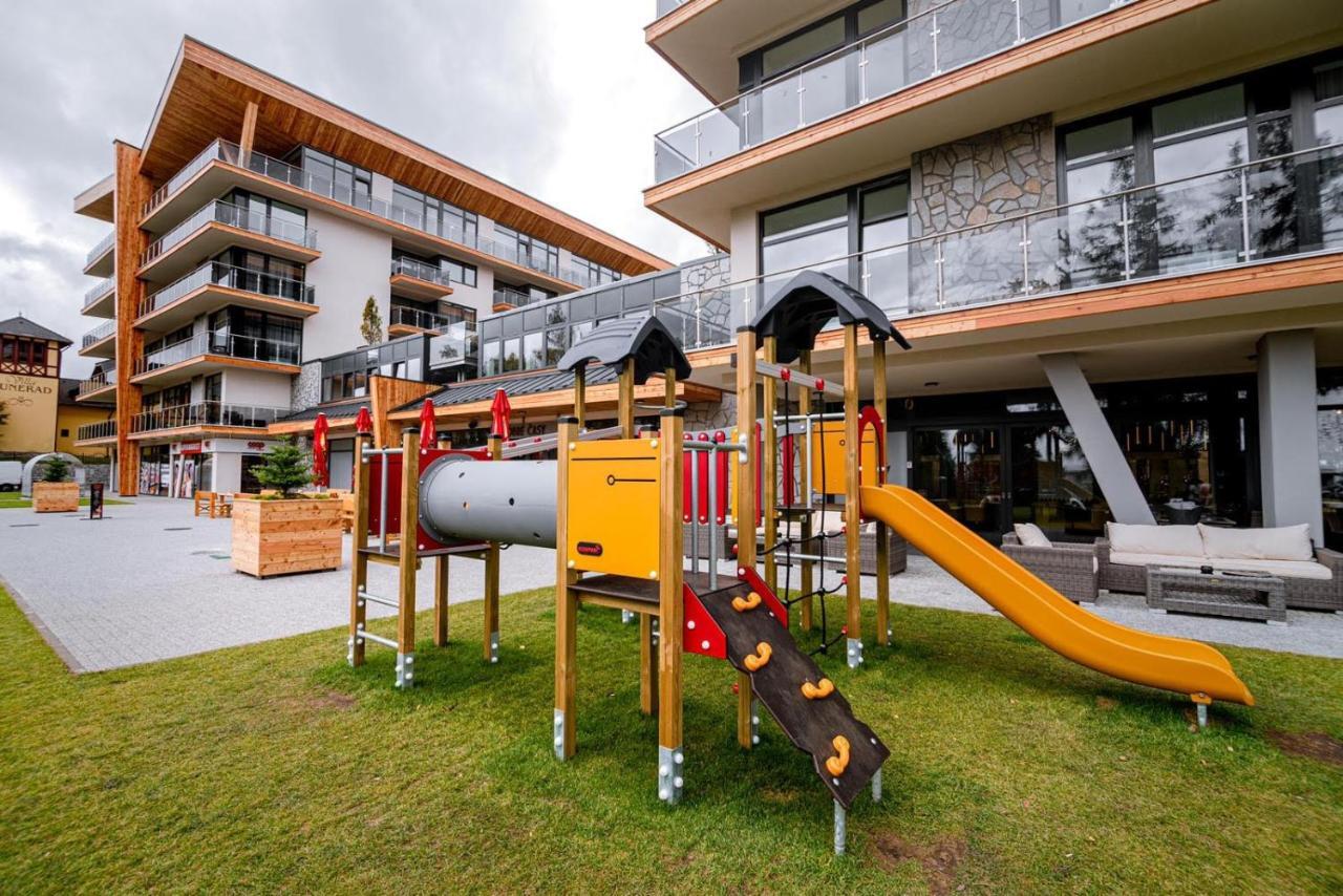 Liana Hrebienok C206 Apartman